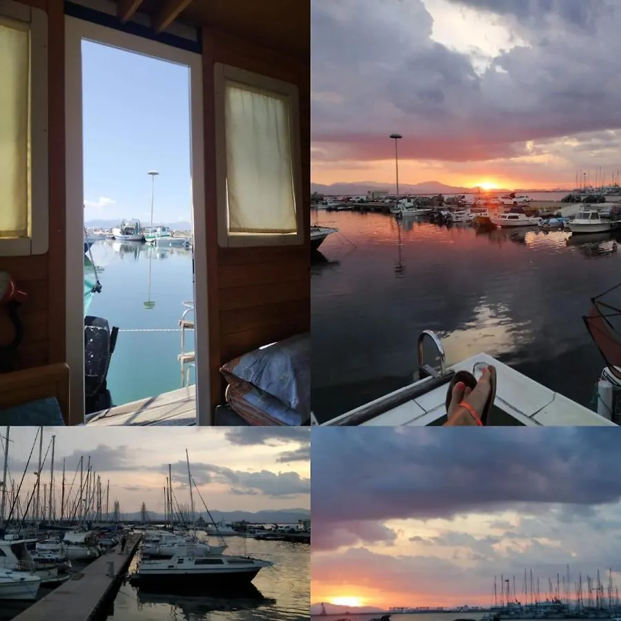 Hotel Houseboat Cagliari Bateau-hôtel